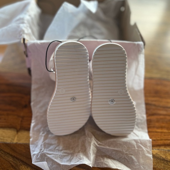 Toddler dress sandals - Picture 3 of 6